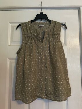 Persaya Olive Sleeveless Printed Camisole